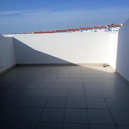 Edificio Panorama Ii アパート エリセイラ